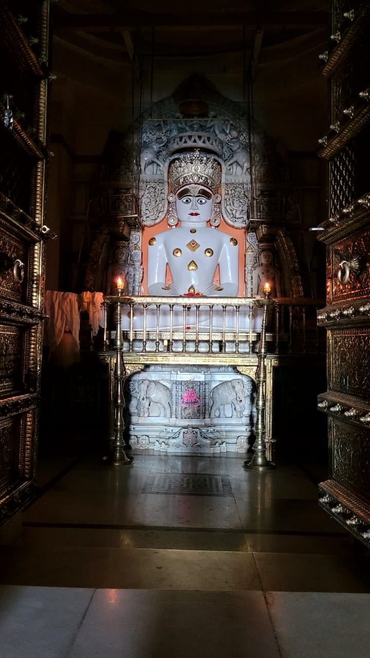 Idol of Ajitanatha at Taranga, in deep meditation