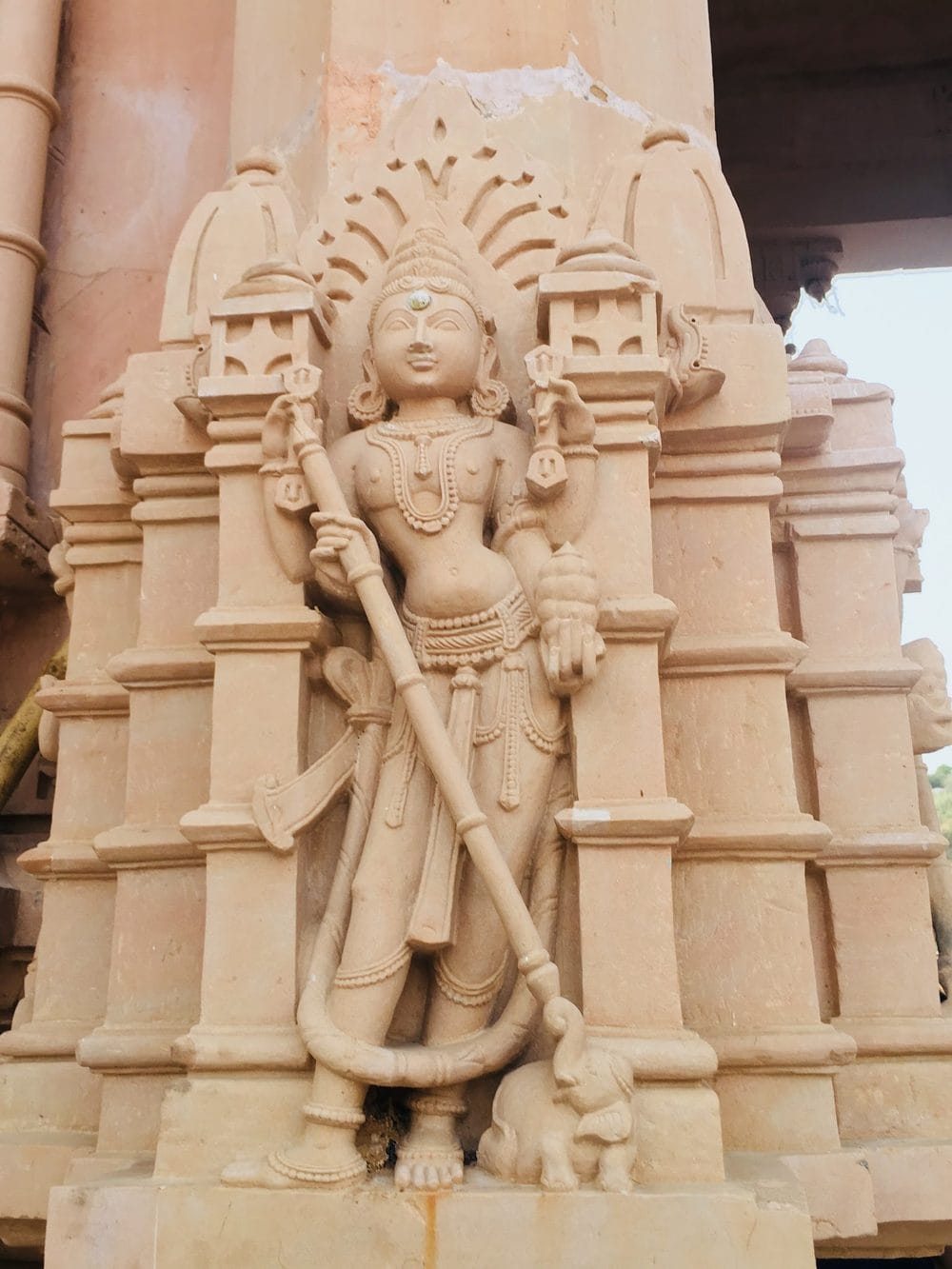 Shri Ajitnath Bhagwan Shwetamber Jain Derasar at Taranga Tirth
