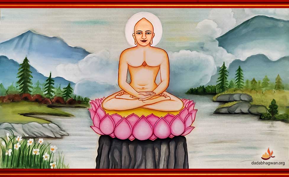 Idol of Ajitanatha Bhagwan in serene posture